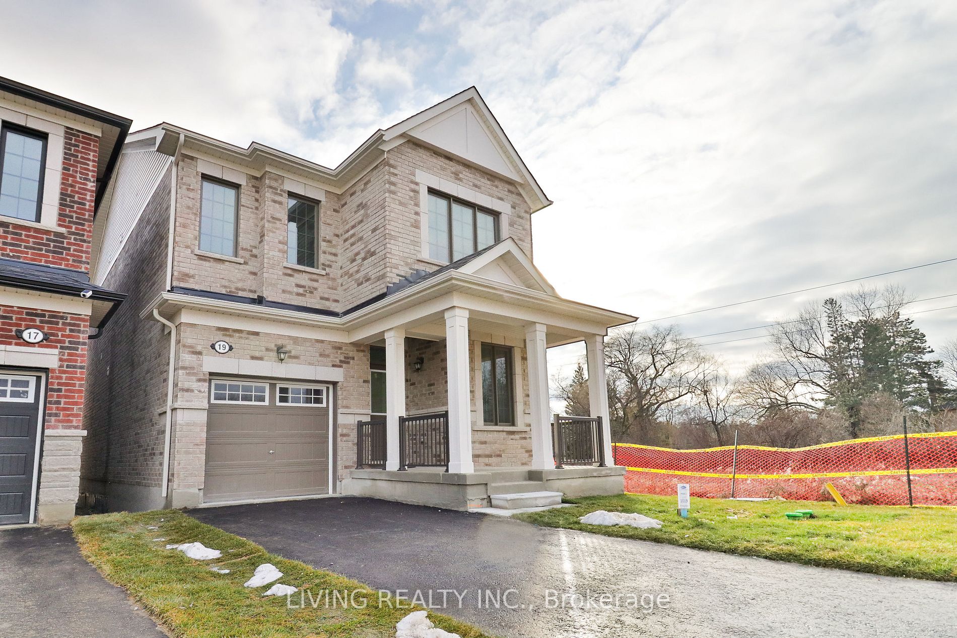 19 Therma Cres