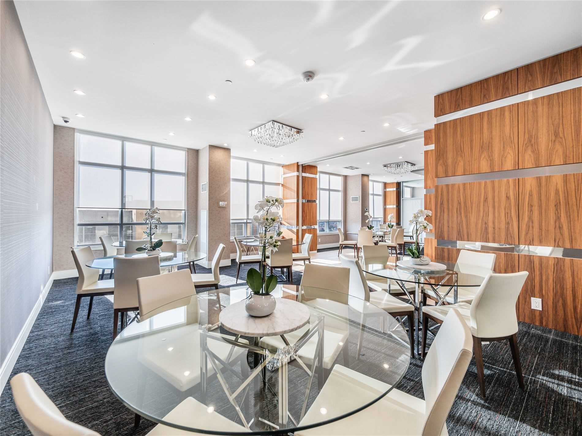 9199 Yonge Street, #517
