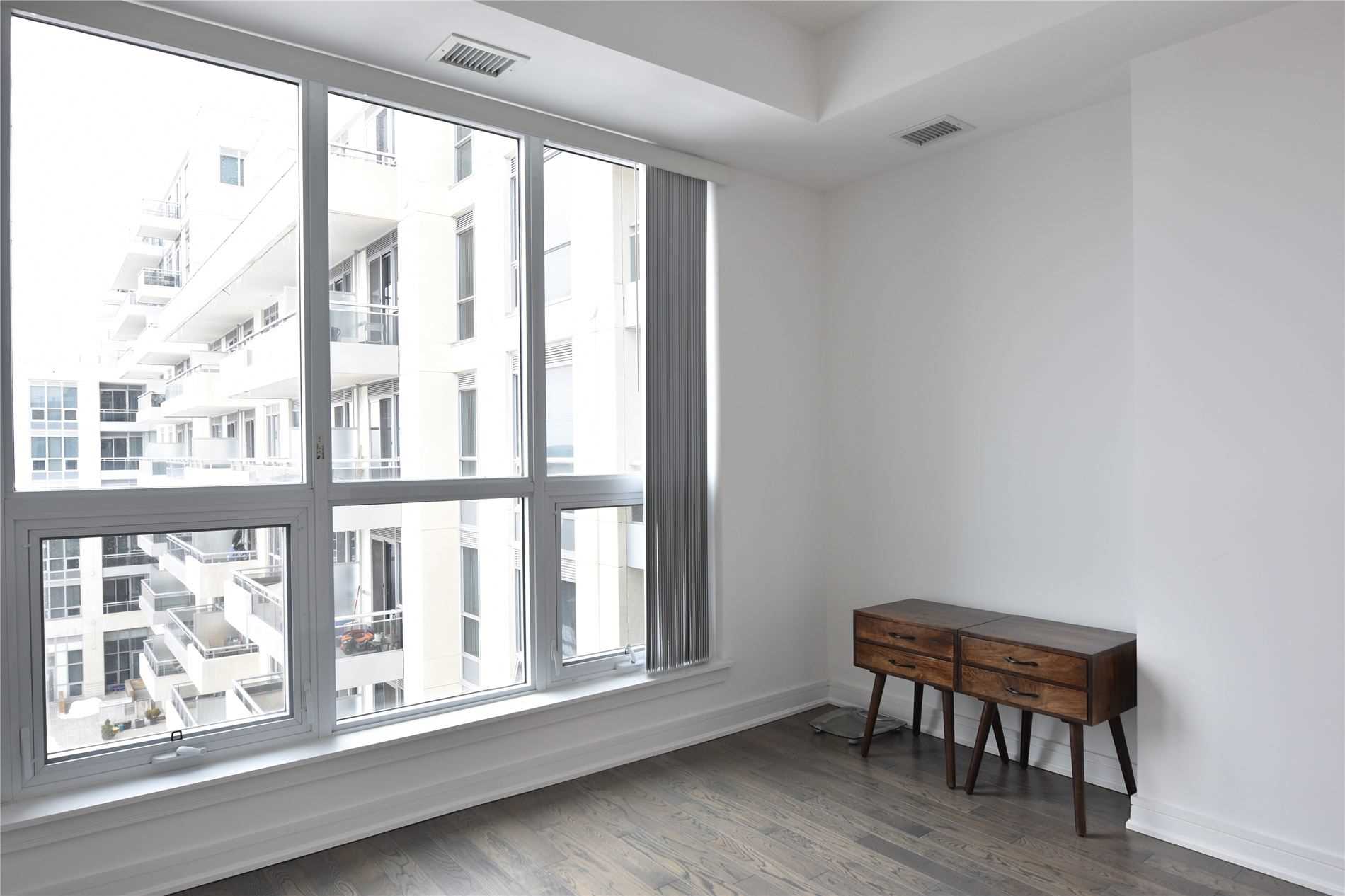 9199 Yonge Street, #517