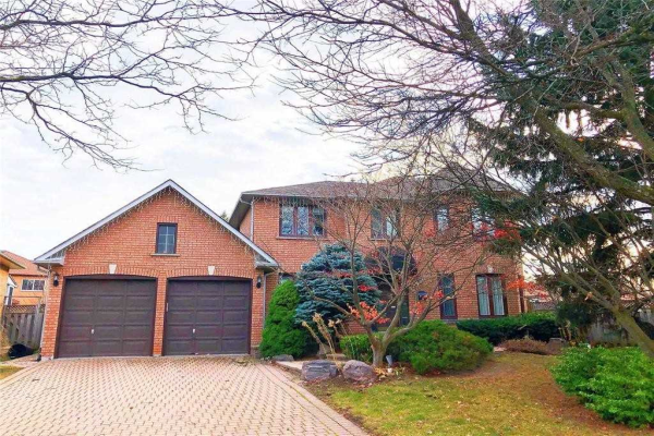 16 Dumfries Dr, Markham