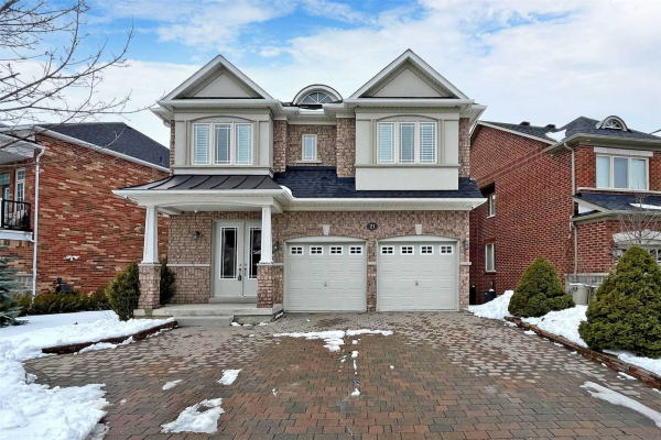 21 Hubner Dr, Richmond Hill