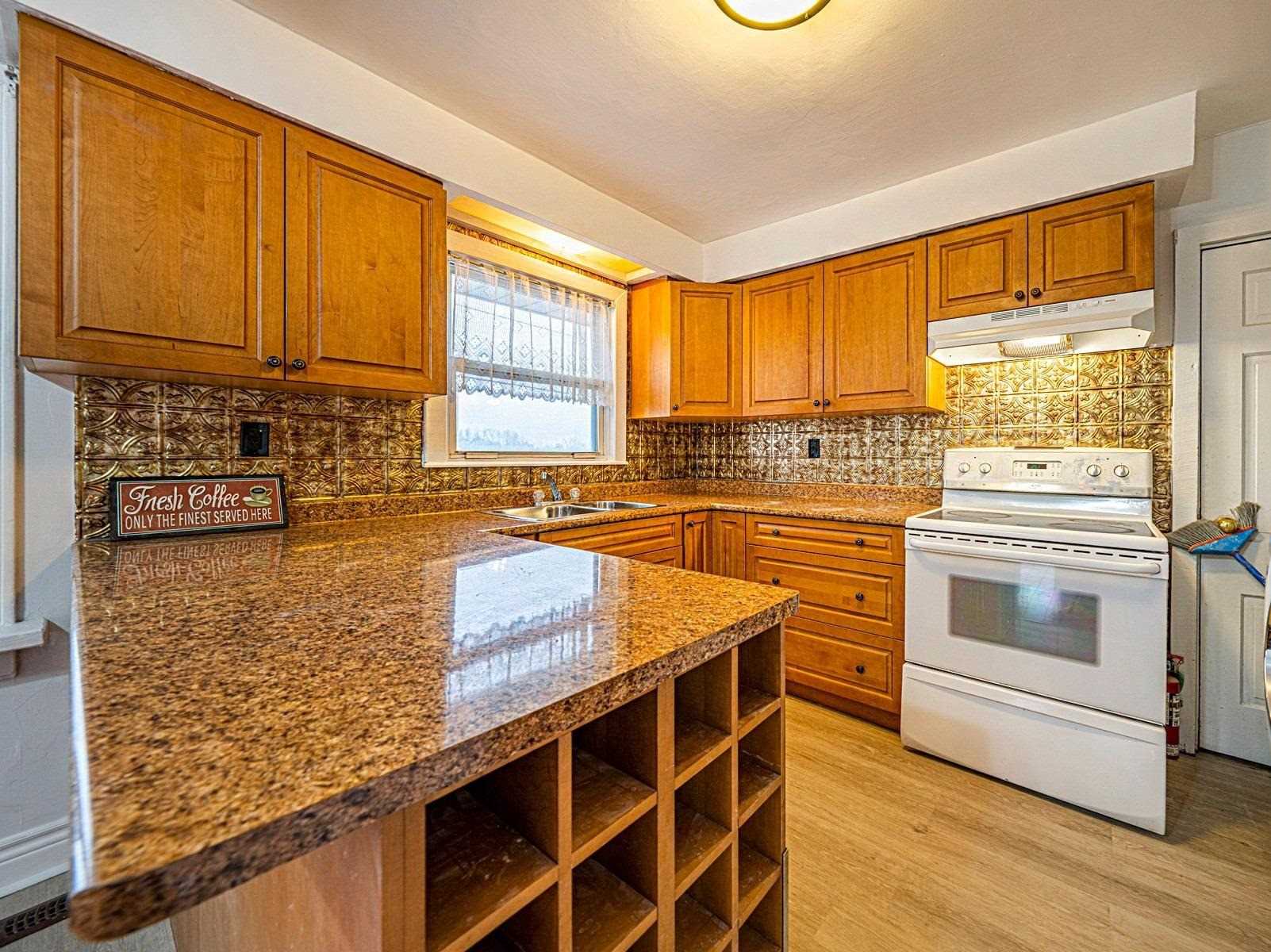 Listing N5947737 - Large Photo # 14