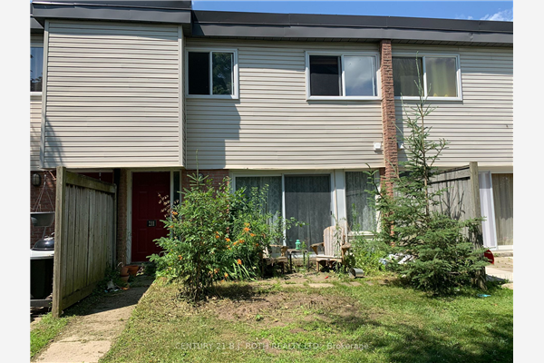211 Milestone Cres, Aurora