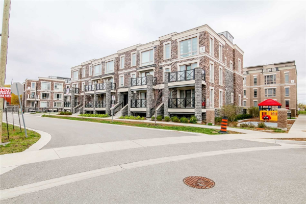 11 Dunsheath Way, Markham
