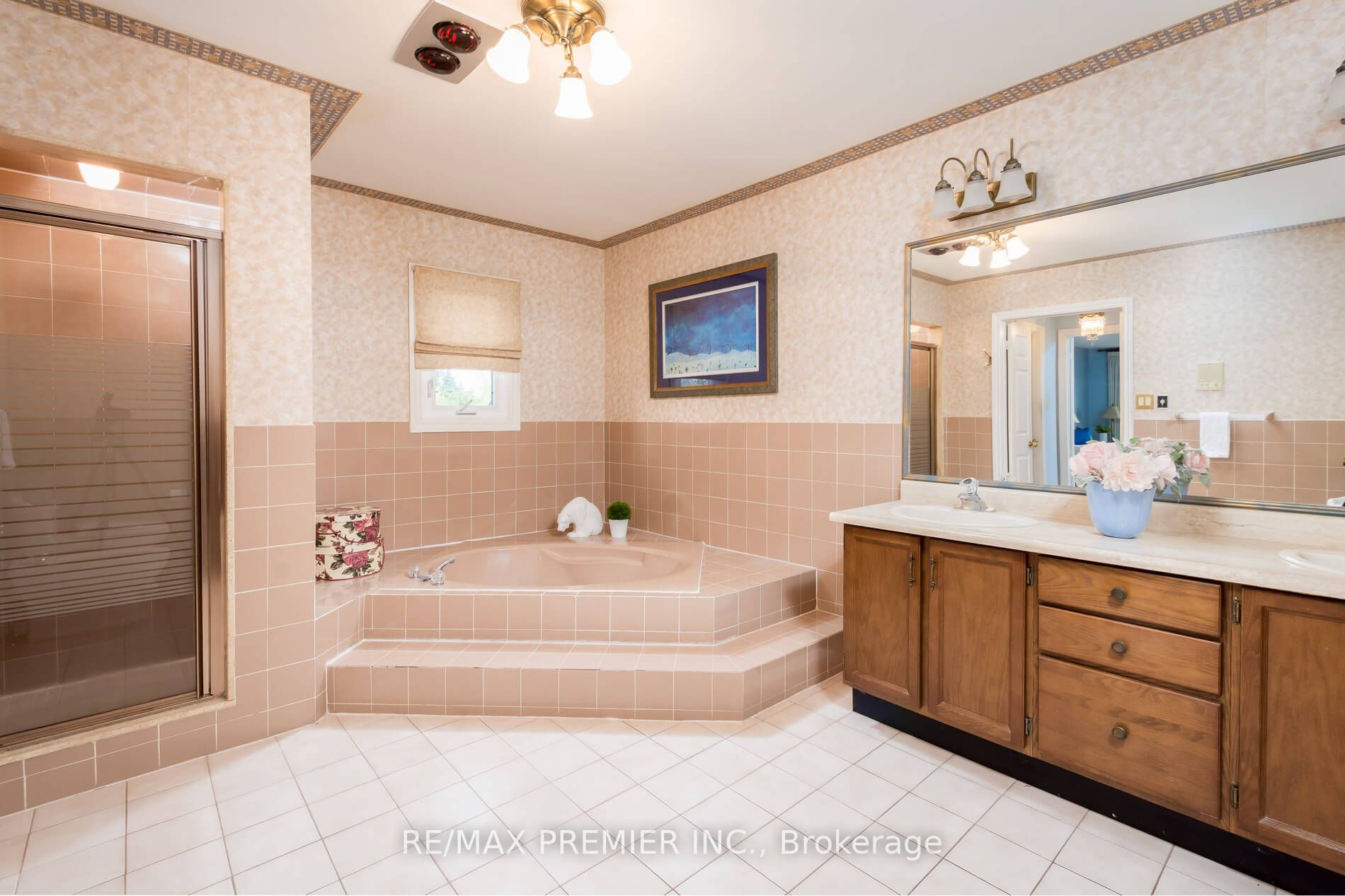 18 Squire Graham Lane