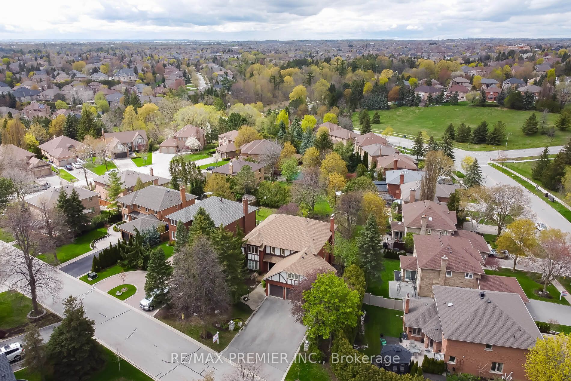 18 Squire Graham Lane