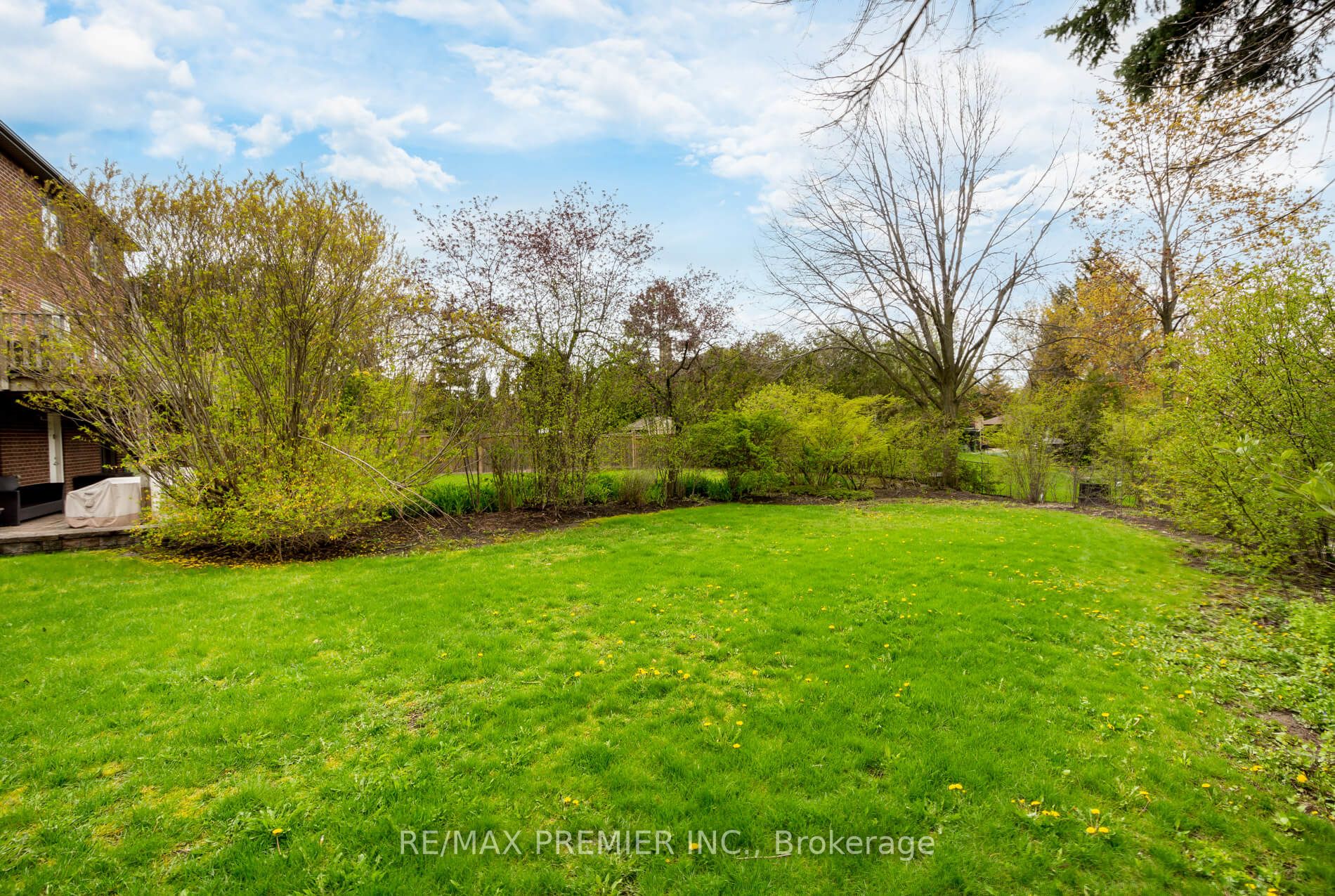 18 Squire Graham Lane