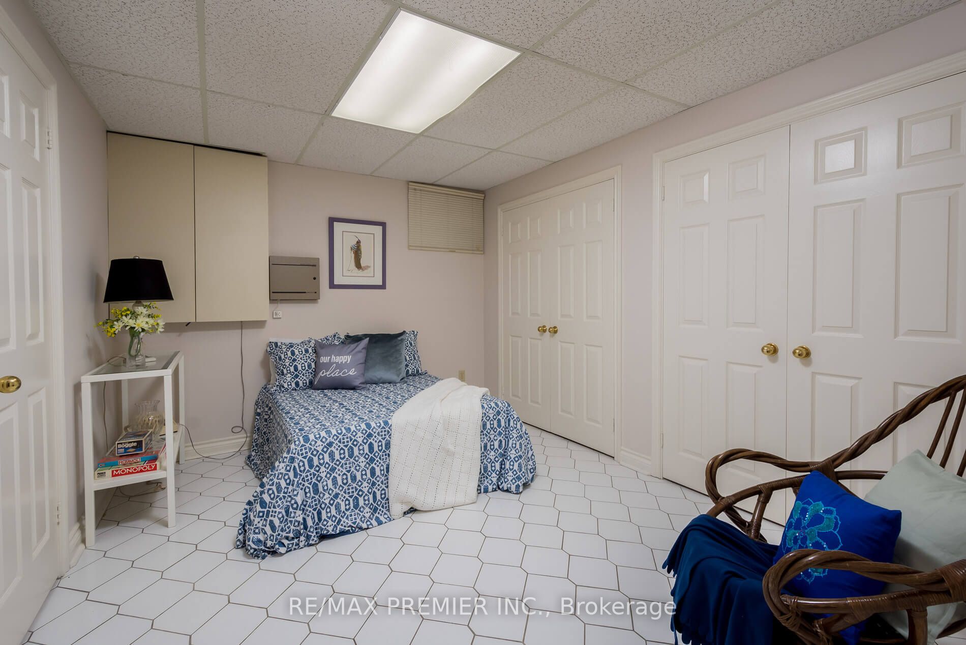 18 Squire Graham Lane