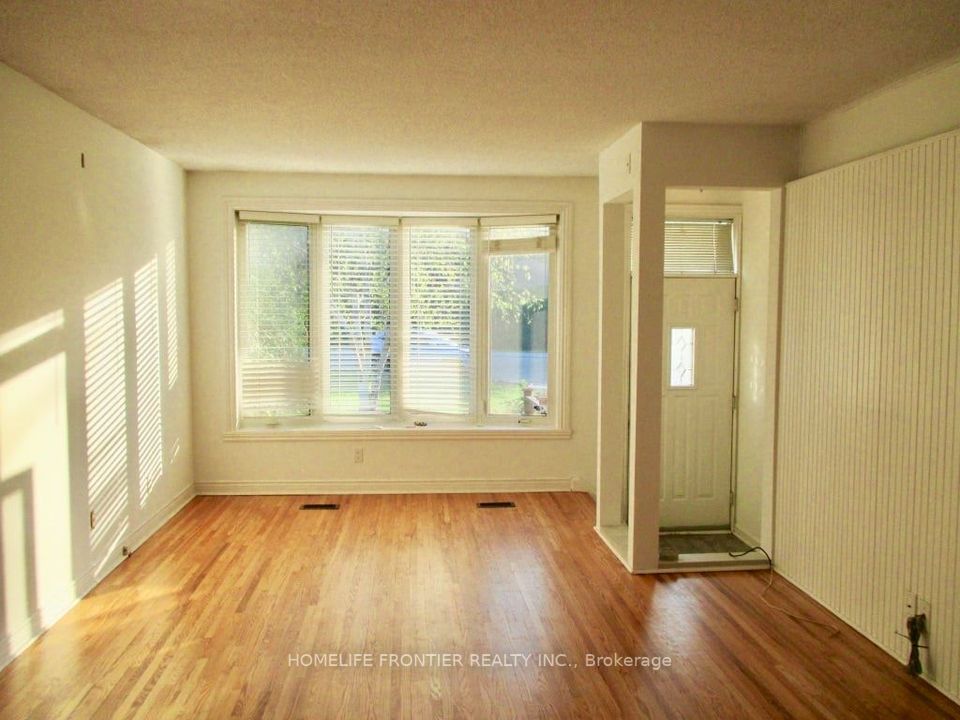 Listing N5951684 - Large Photo # 2