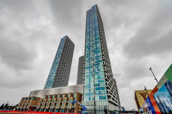 5 Buttermill Ave, Vaughan