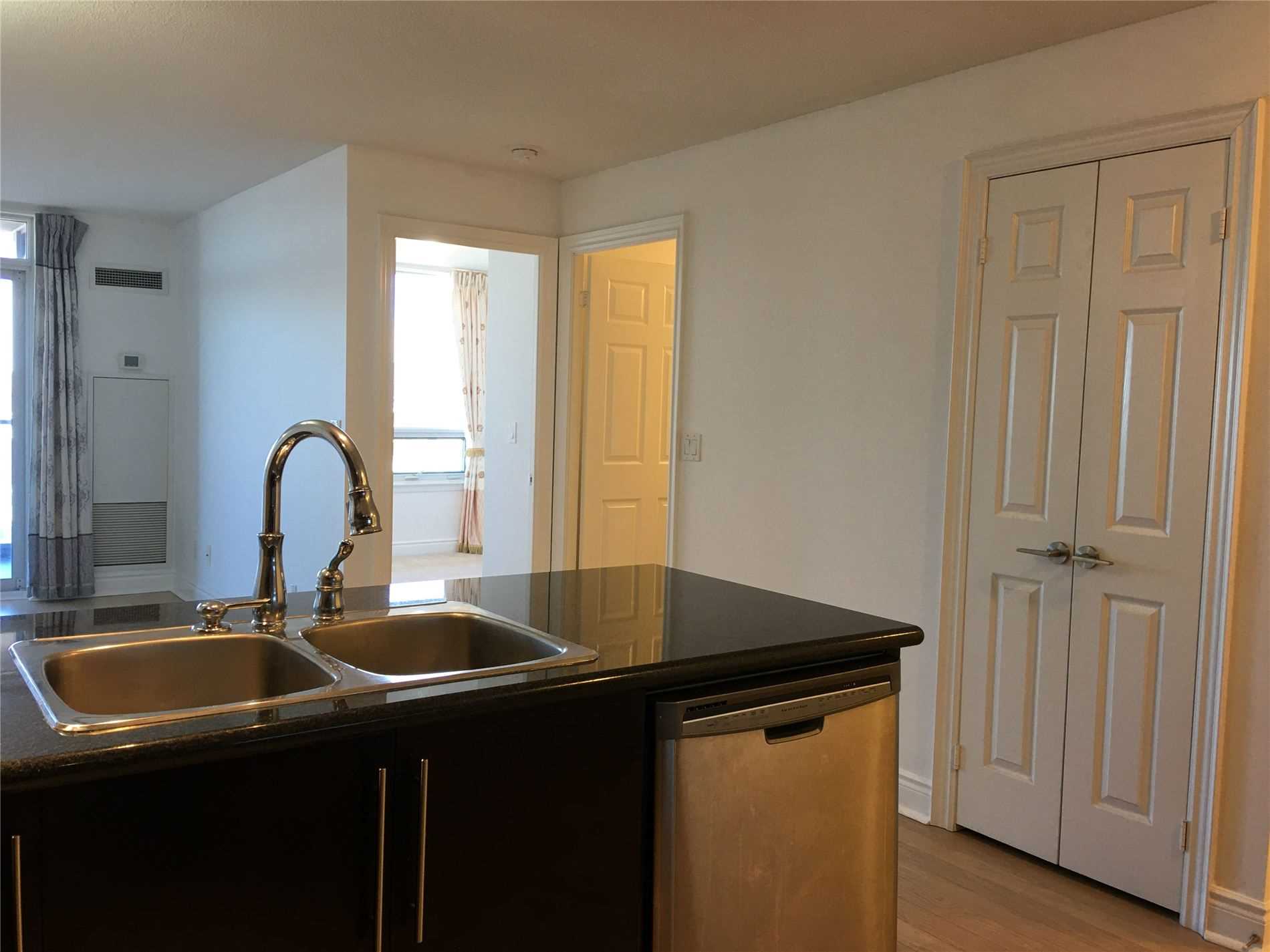 23 Cox Boulevard #1651