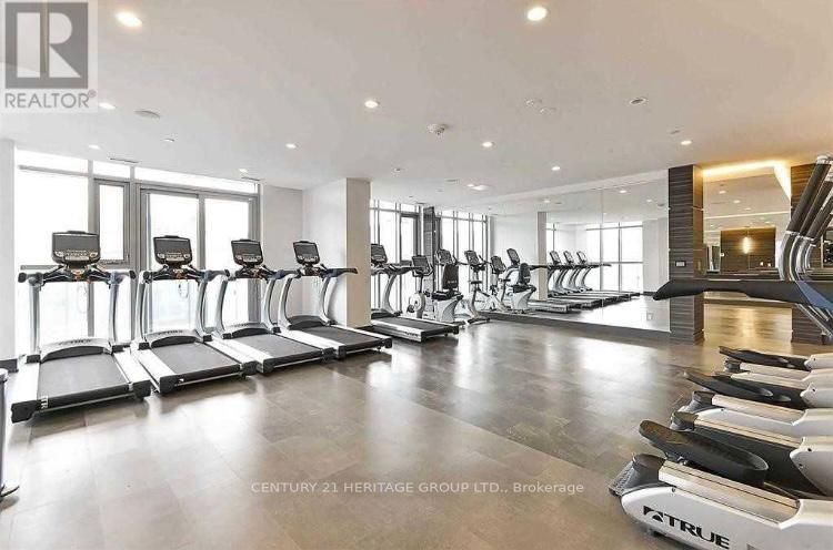 9471 Yonge St, #213