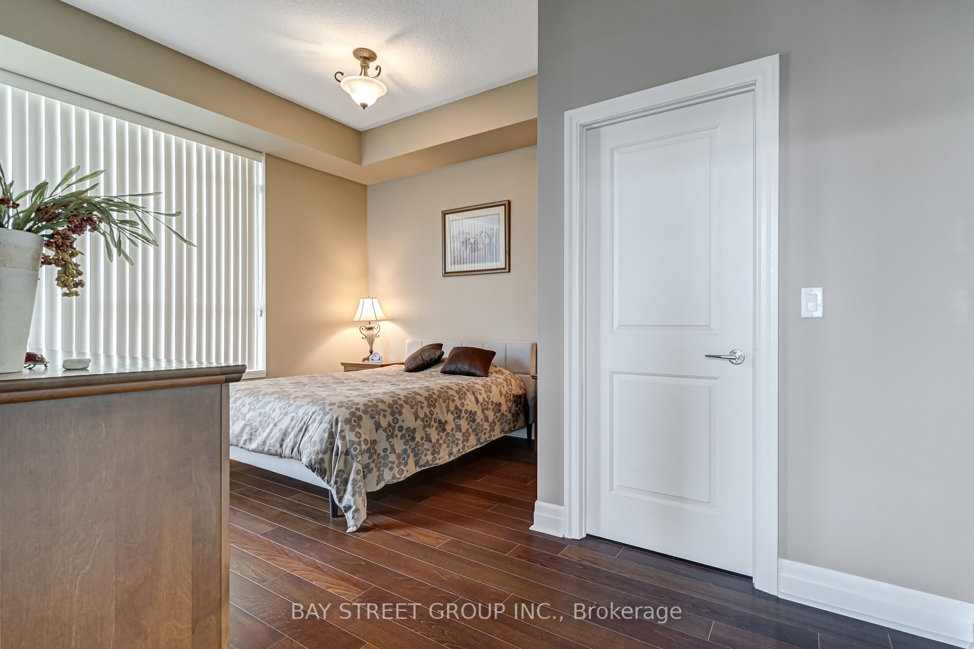 Listing N5954460 - Large Photo # 17