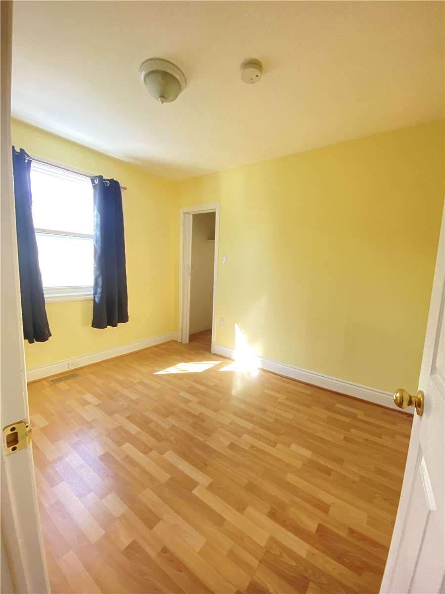 305 Andrew St