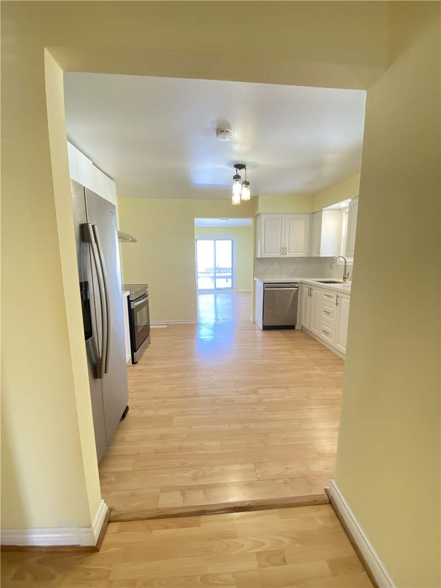 305 Andrew St