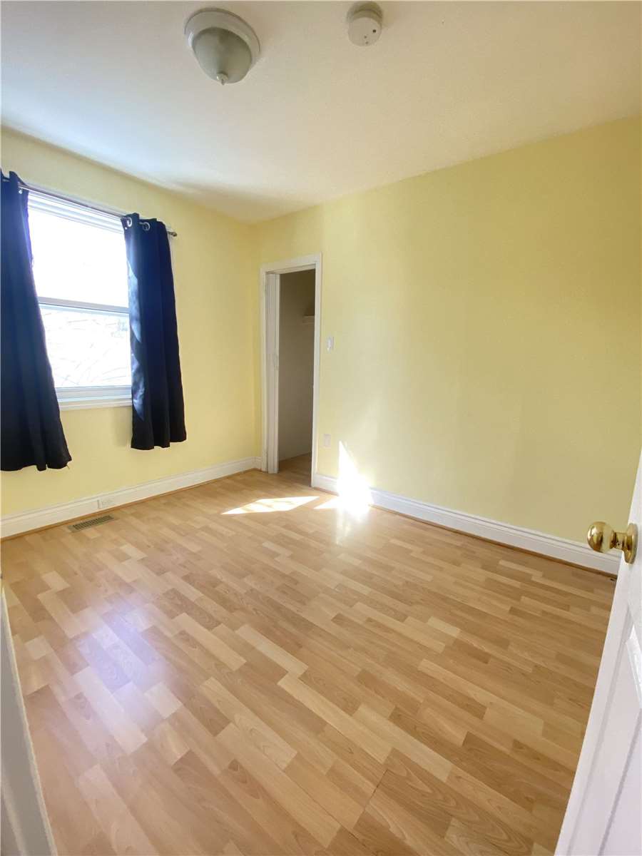 305 Andrew St