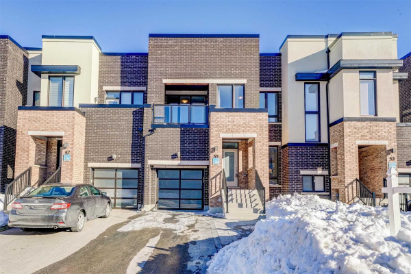 55 Helliwell Cres, Richmond Hill