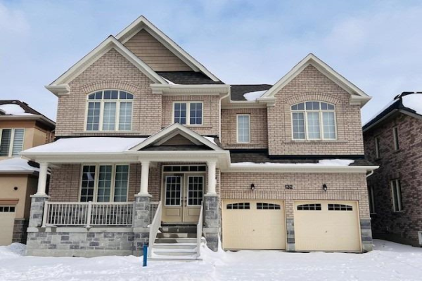 132 Ben Sinclair Ave, East Gwillimbury