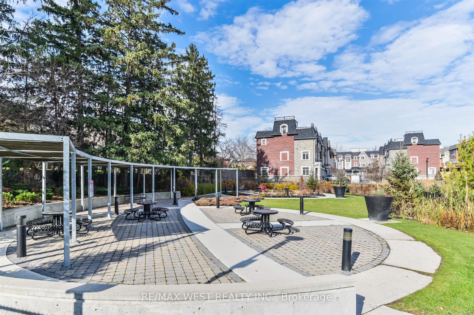 4700 Highway 7 # 206 Ave, #06