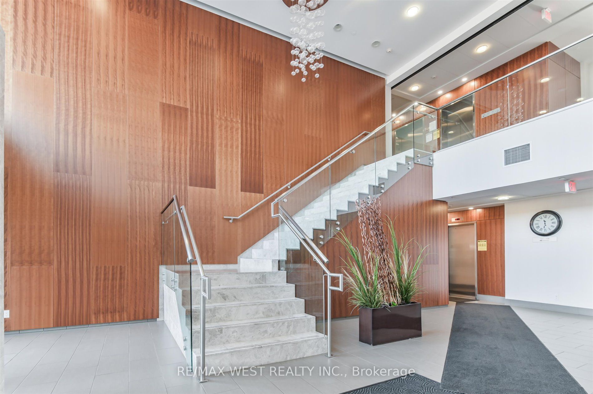 4700 Highway 7 # 206 Ave, #06
