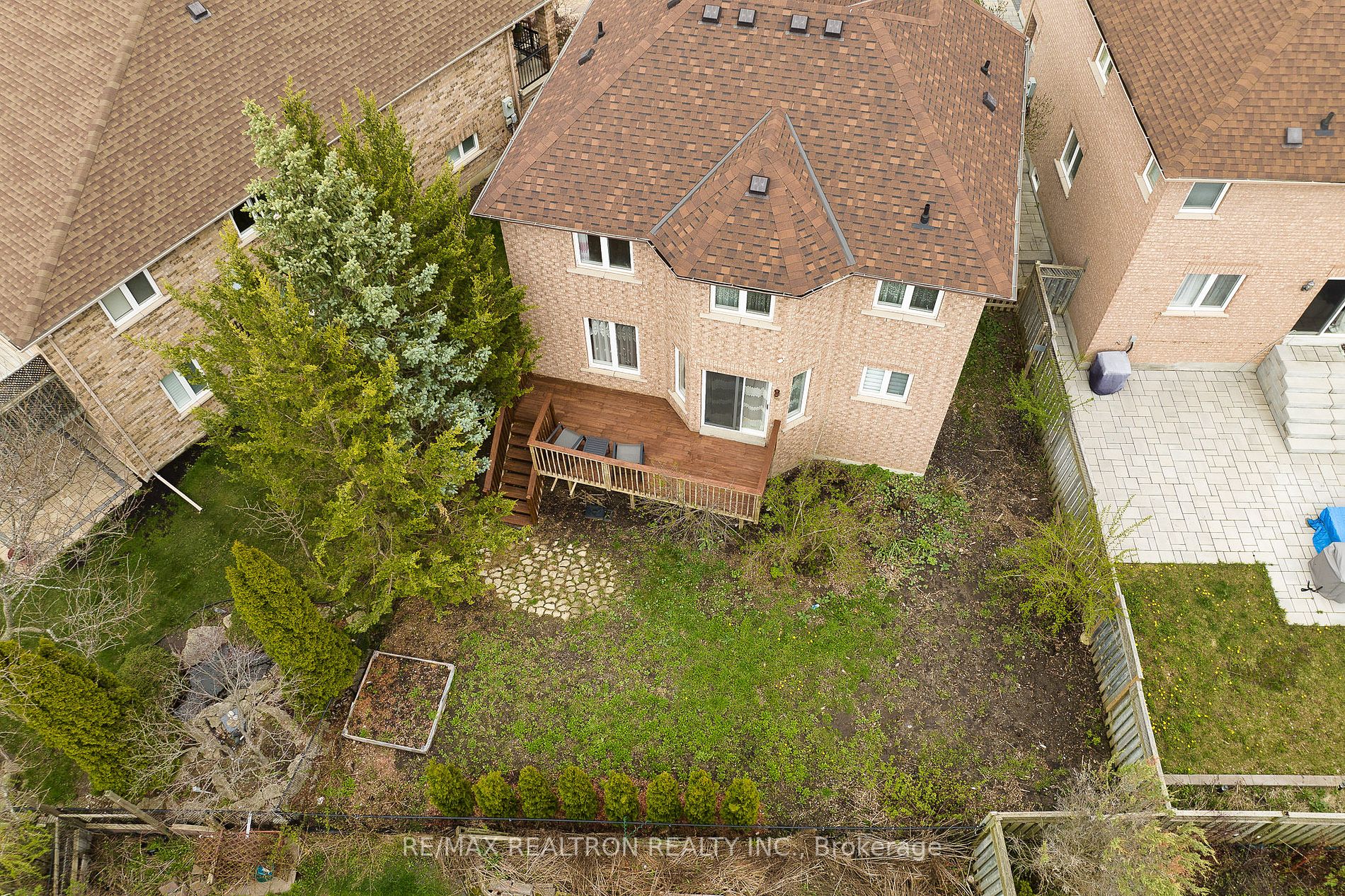 44 Wildflower Dr