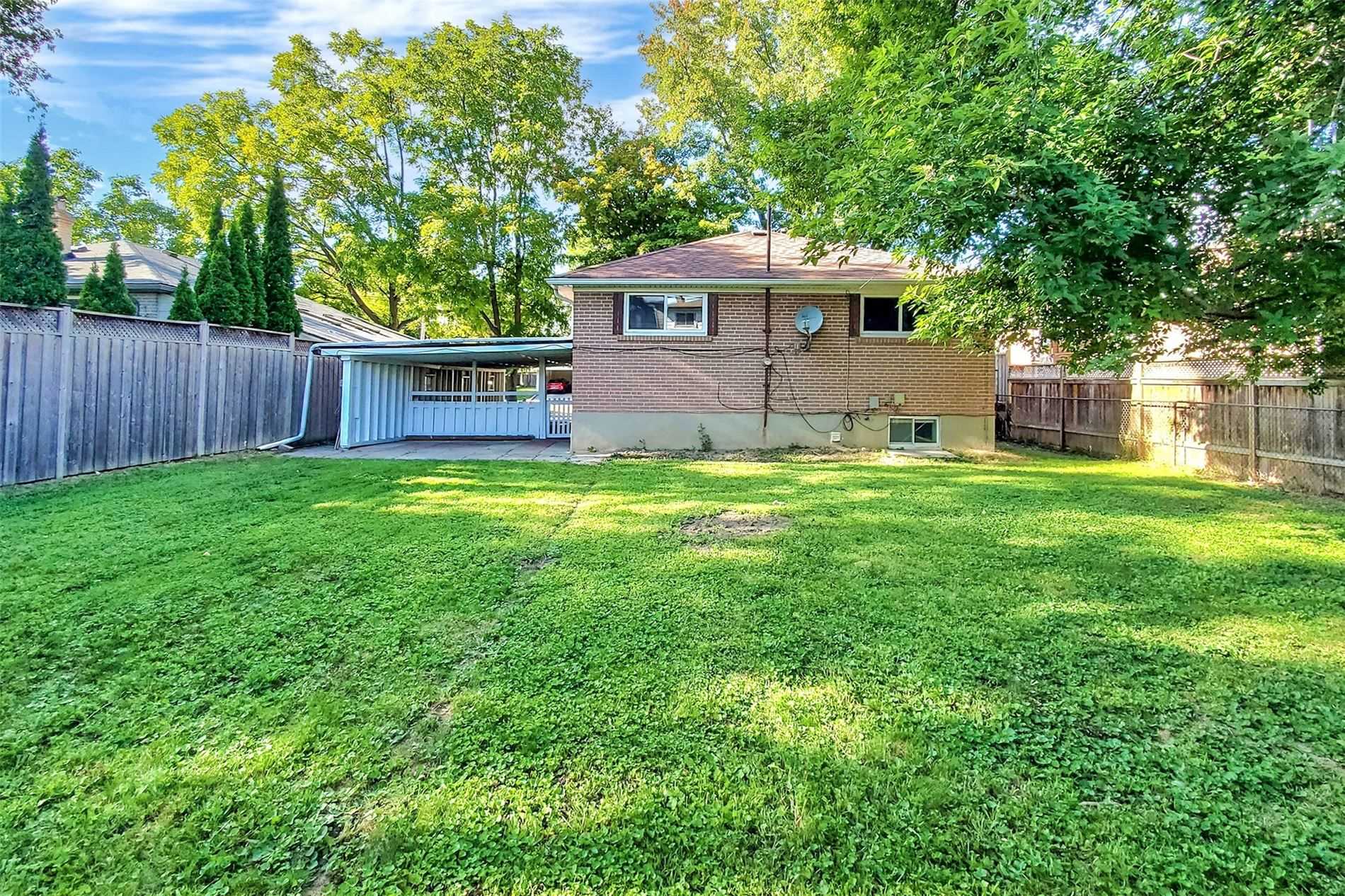 105 Aurora Heights Dr