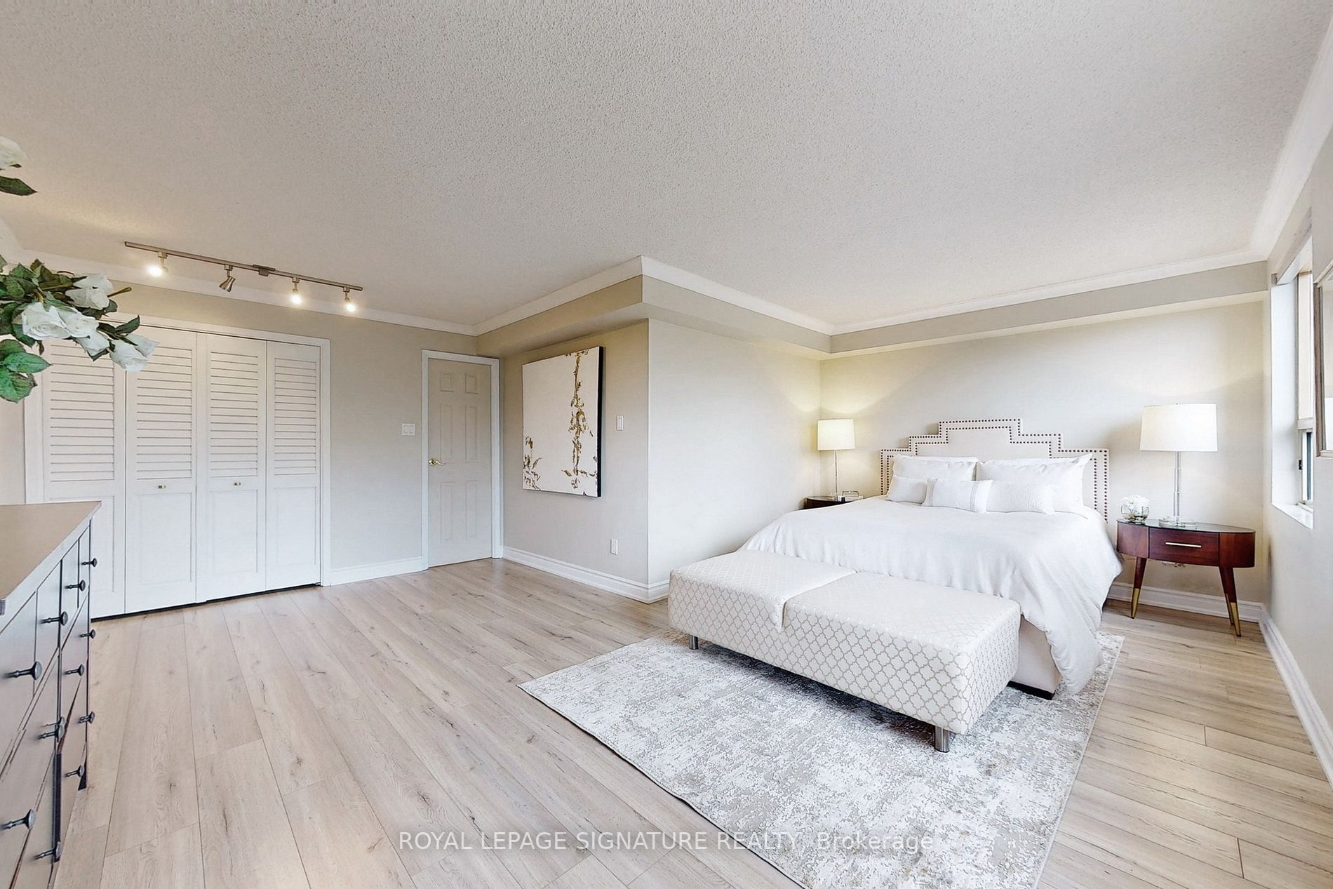 2 Raymerville Dr, #213