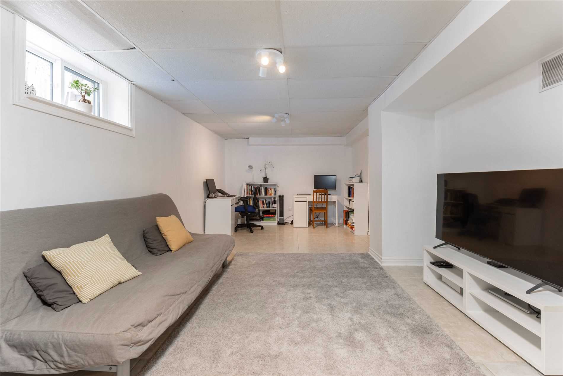 61 Tecumseh Drive