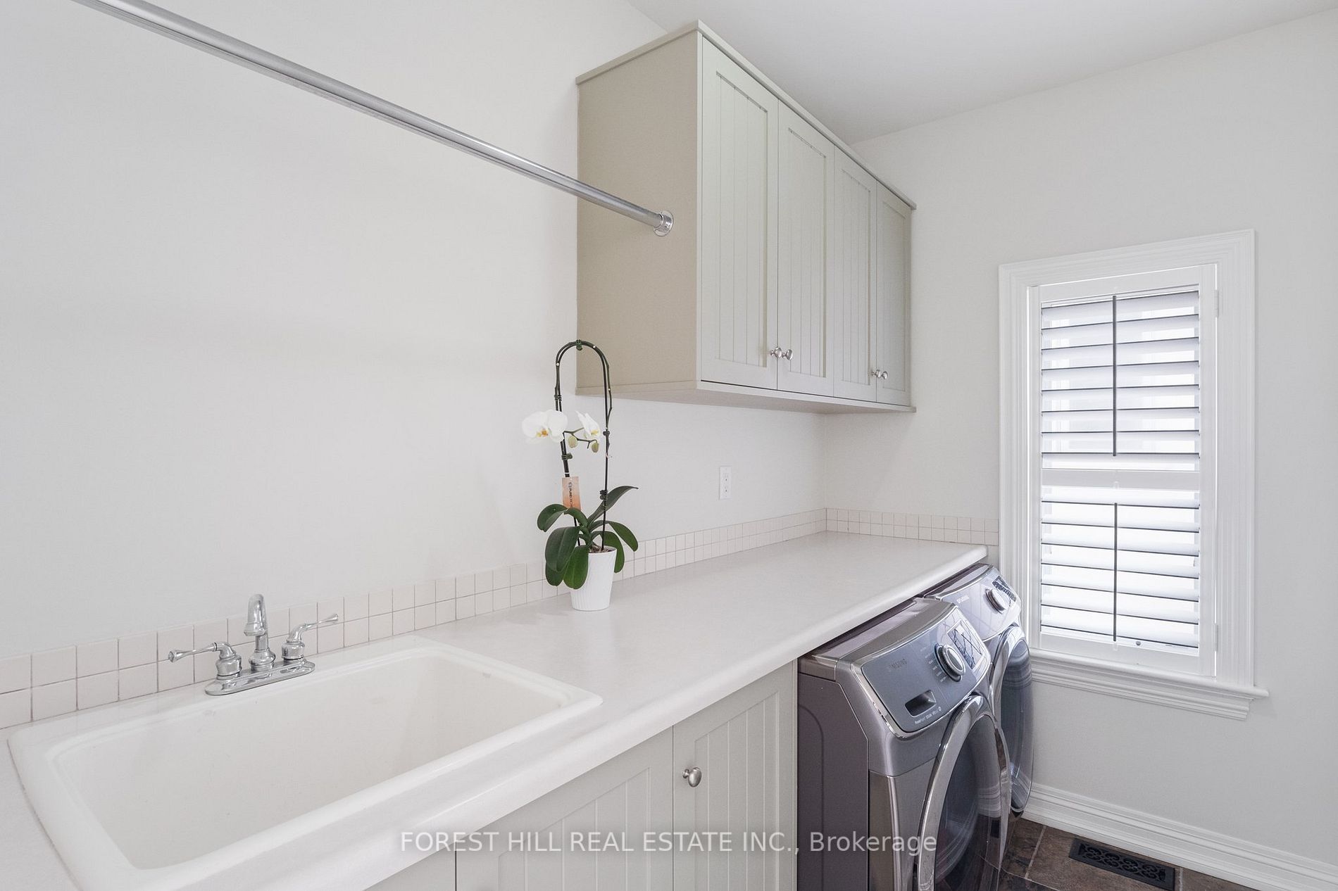 47 Sanibel Cres
