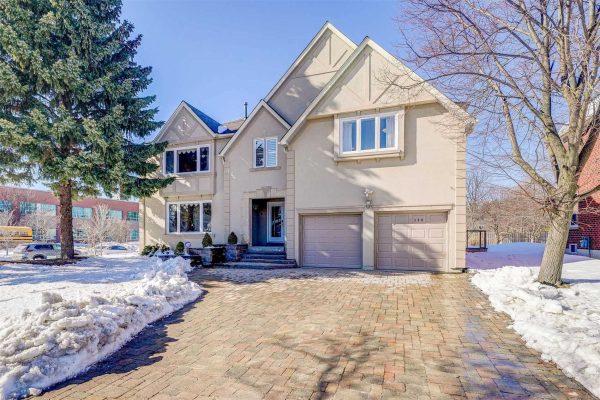 398 Weldrick Rd E, Richmond Hill