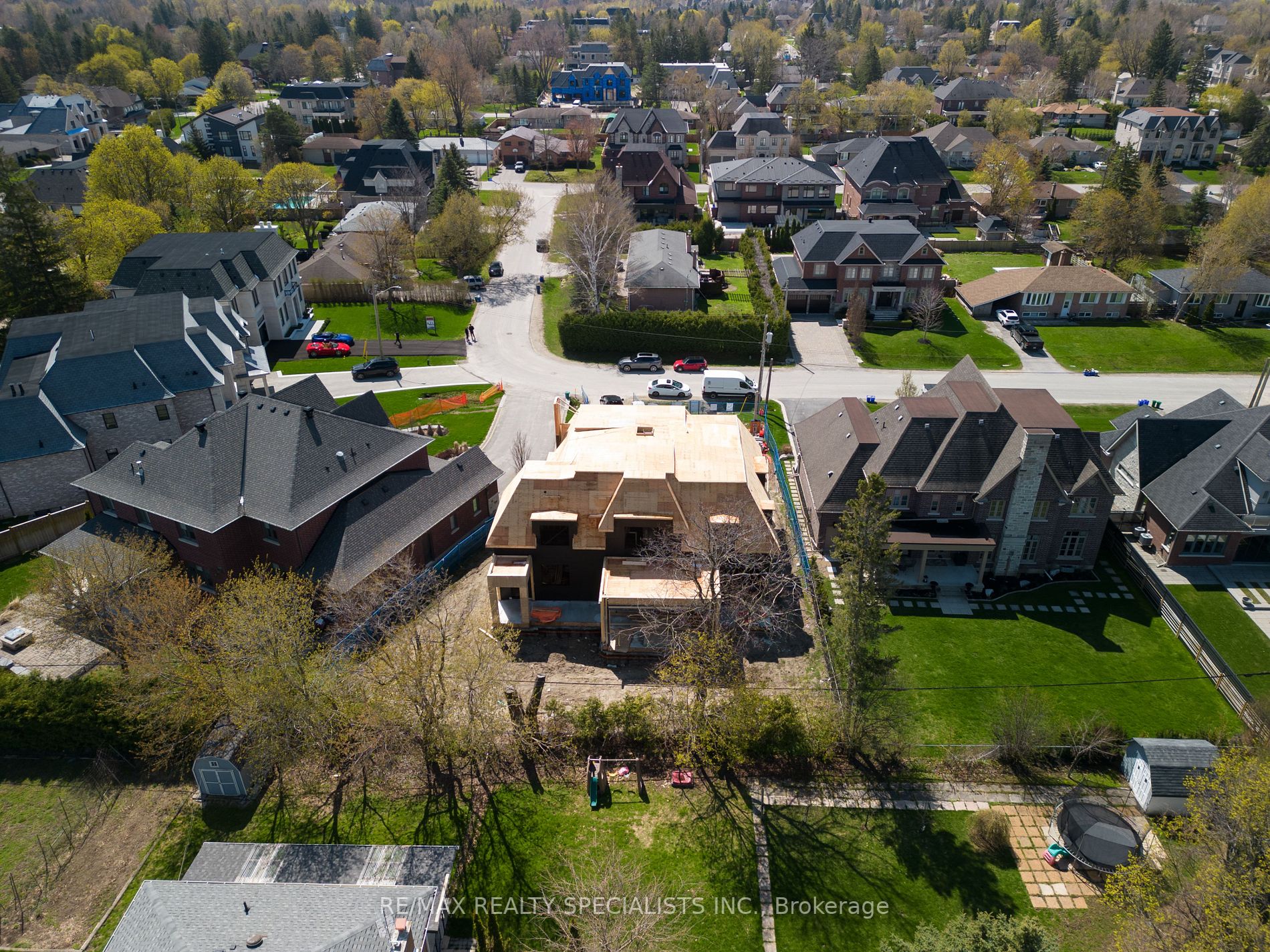 182 Hollingsworth Dr