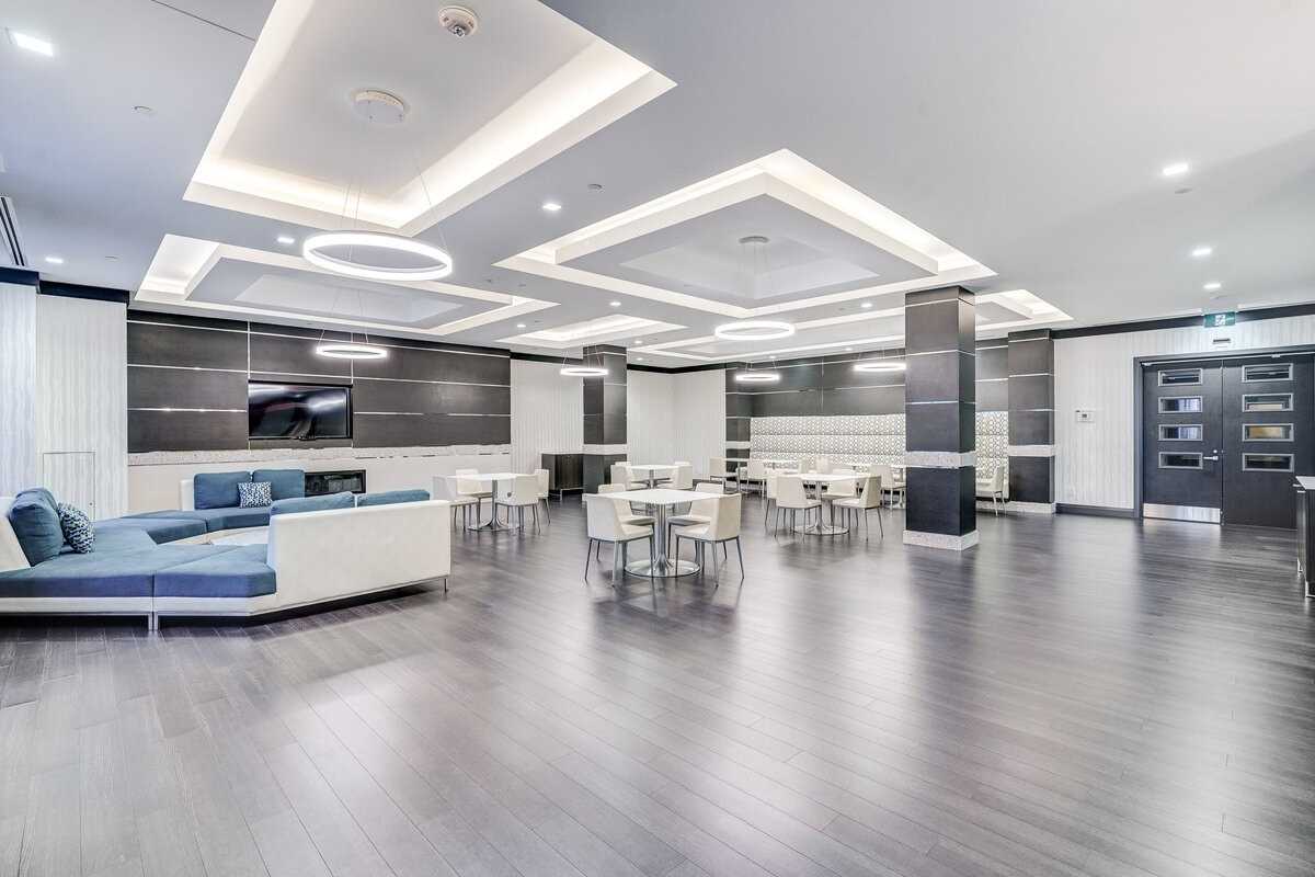 3700 Highway 7 Rd, #2110
