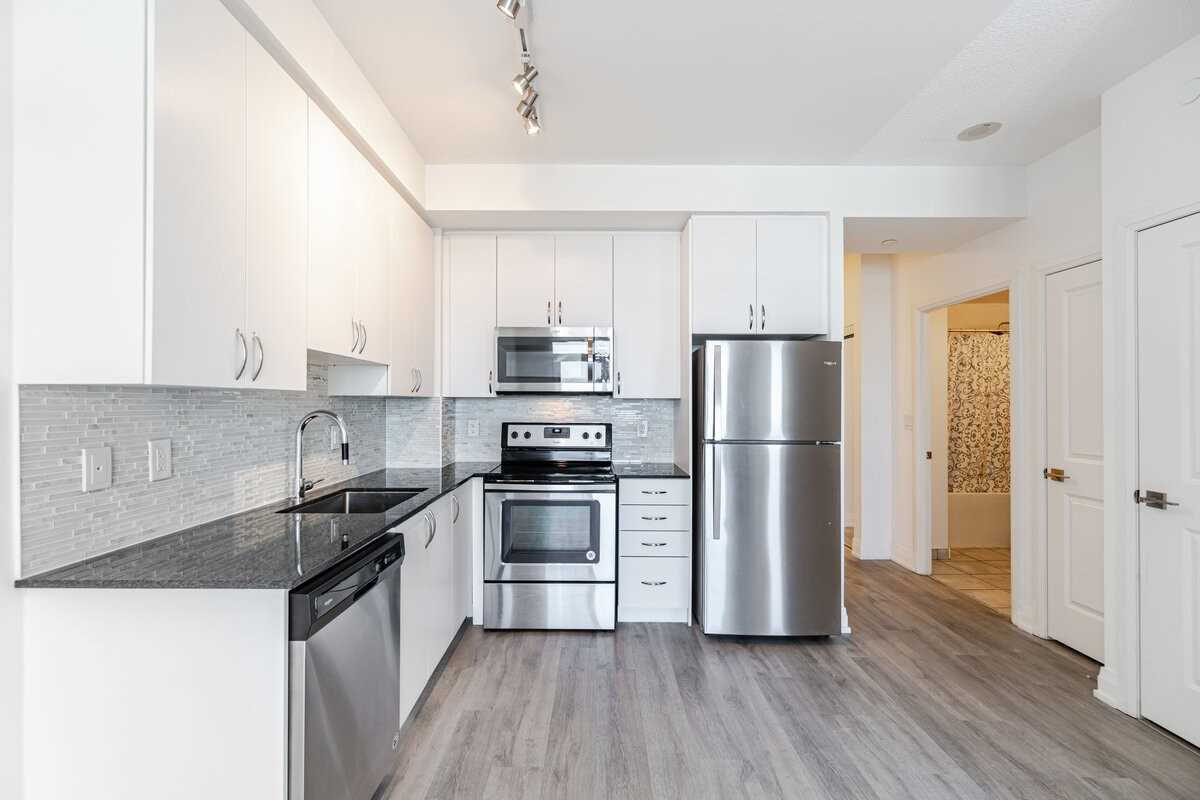 3700 Highway 7 Rd, #2110