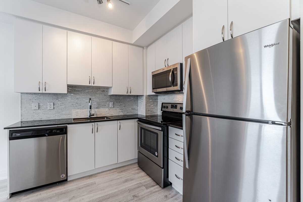 3700 Highway 7 Rd, #2110