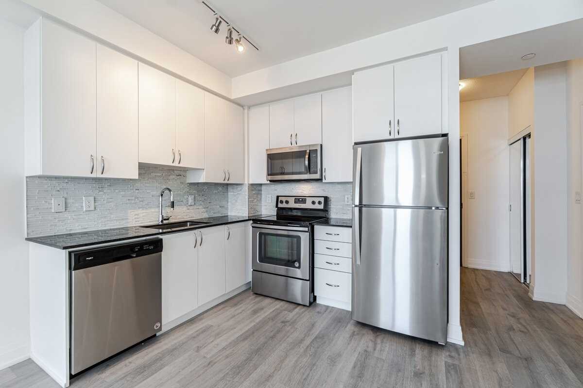3700 Highway 7 Rd, #2110