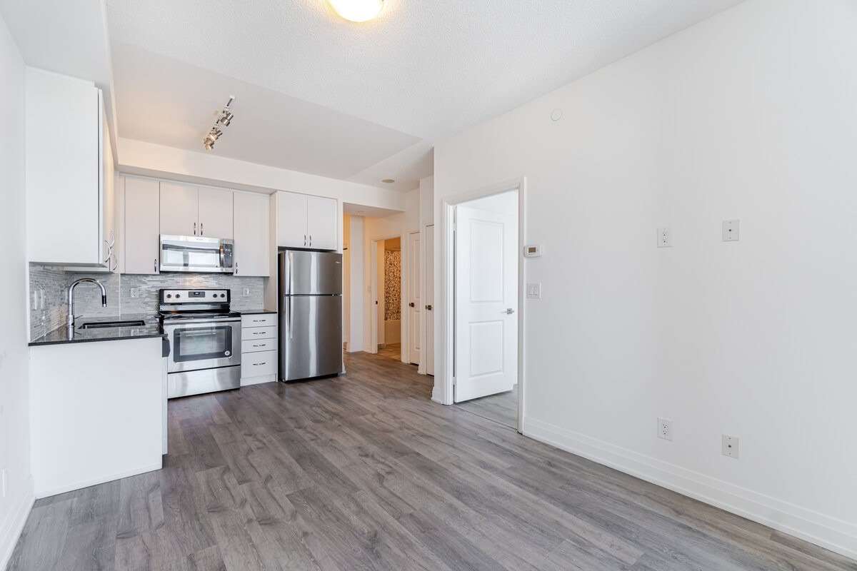 3700 Highway 7 Rd, #2110