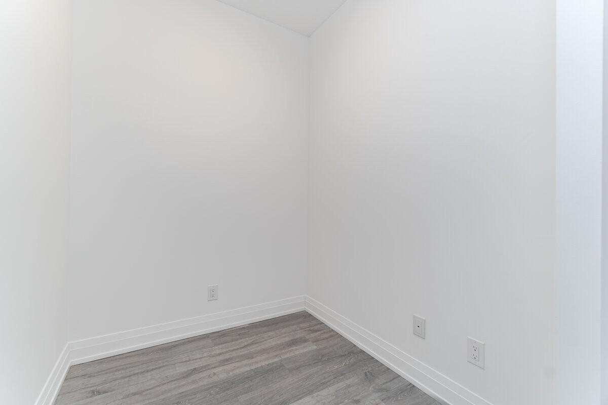 3700 Highway 7 Rd, #2110