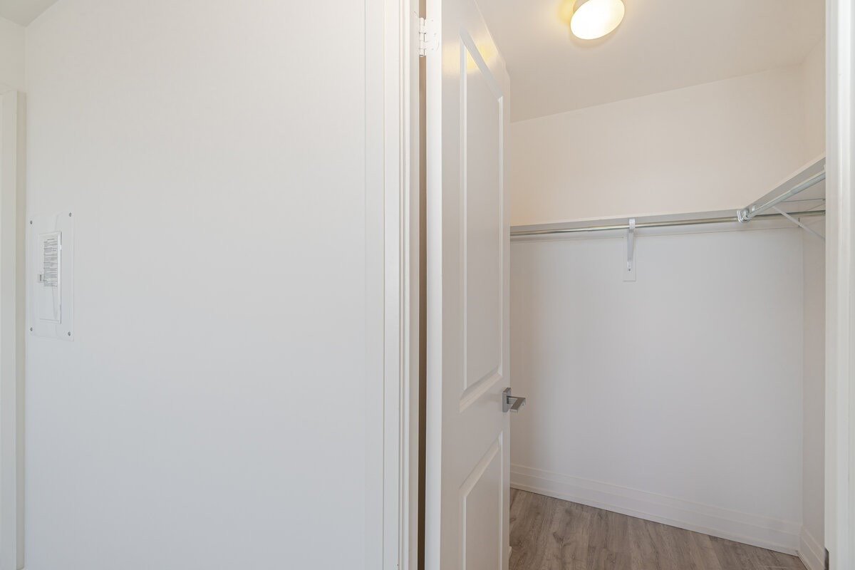 3700 Highway 7 Rd, #2110