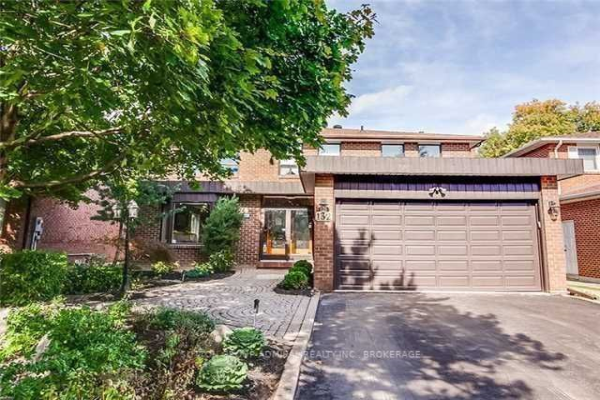 132 Spring Gate Blvd, Vaughan