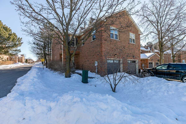 116 Ashley Pl, Aurora