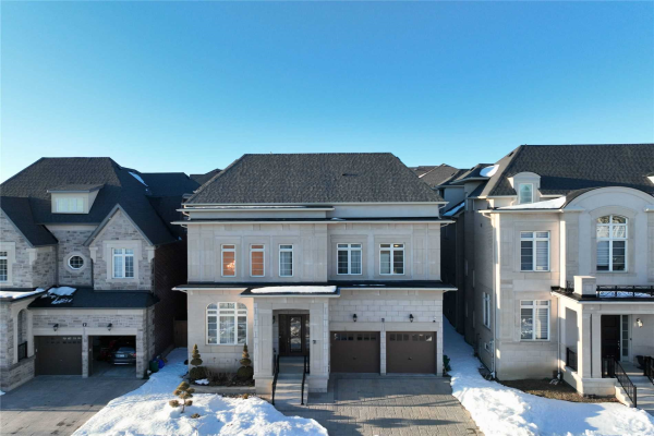 6 Scuffler Dr, Vaughan