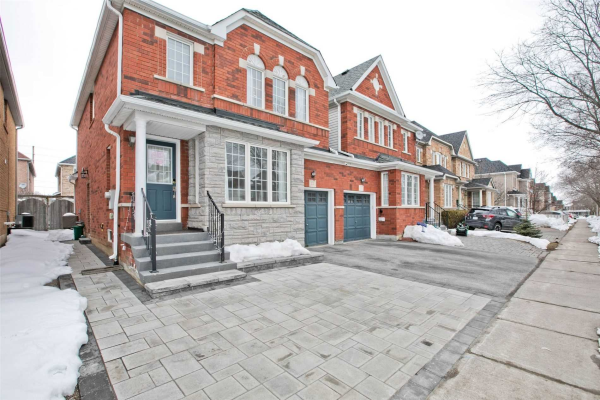 22 Bertram Earnshaw Dr, Markham
