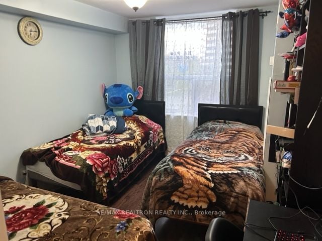 50 Inverlochy Blvd W, #510