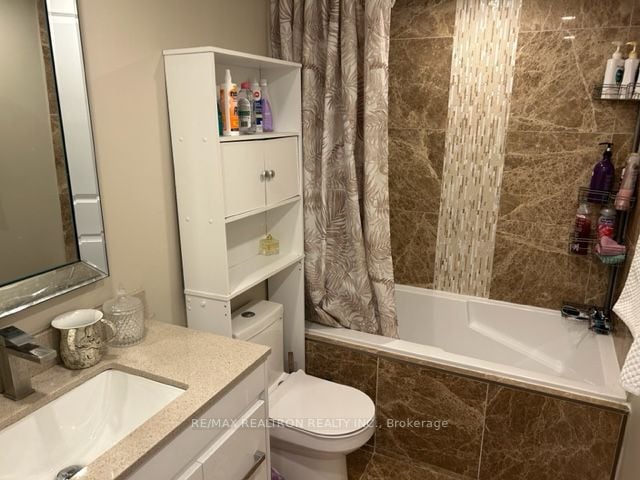 50 Inverlochy Blvd W, #510