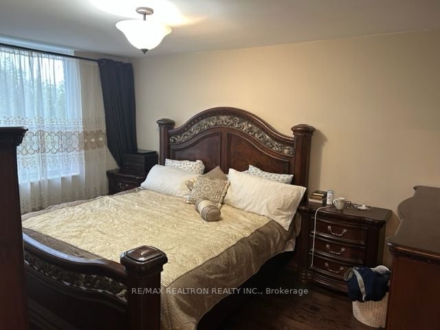 50 Inverlochy Blvd W, #510