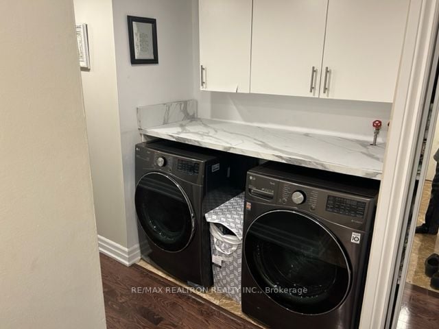 50 Inverlochy Blvd W, #510