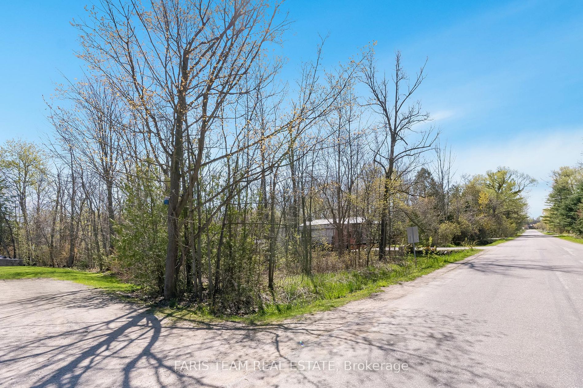 Listing N5963608 - Large Photo # 2
