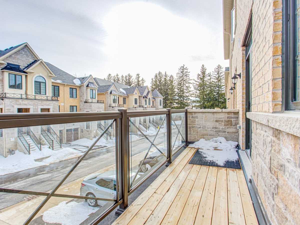 283 Bloomington Road W