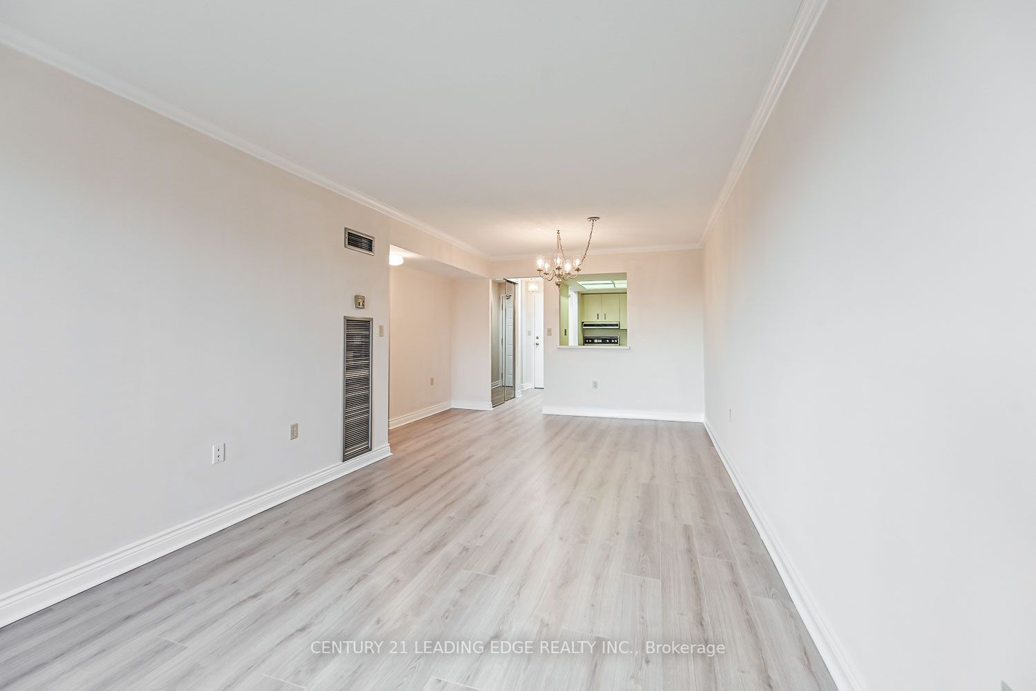 100 Anna Russell Way, #Ph19