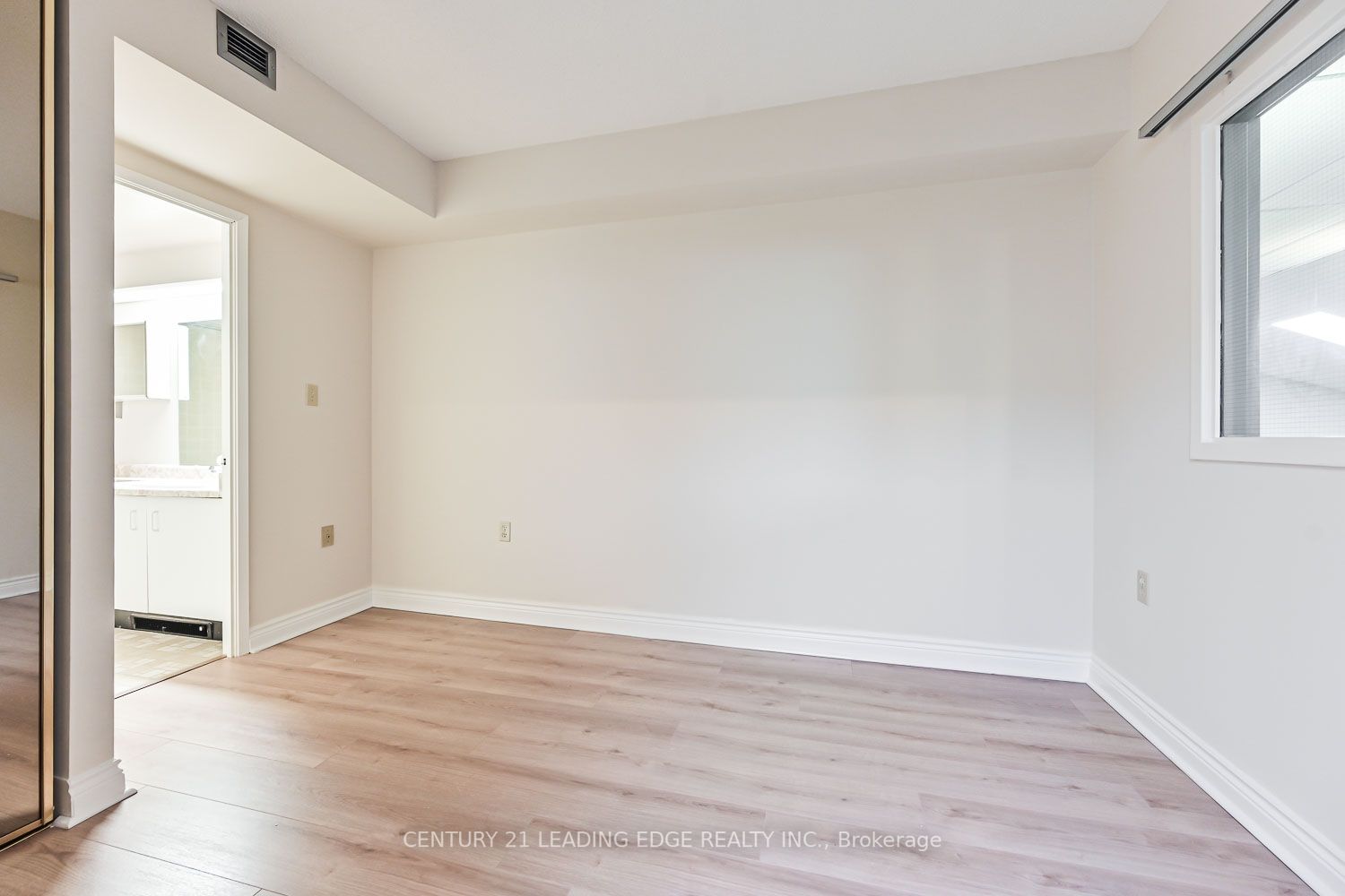 100 Anna Russell Way, #Ph19